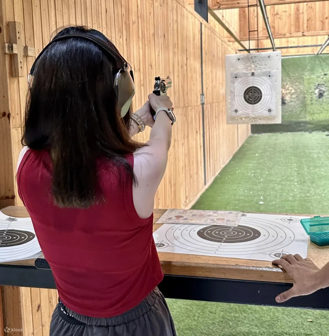 芭堤雅战鼠射击场