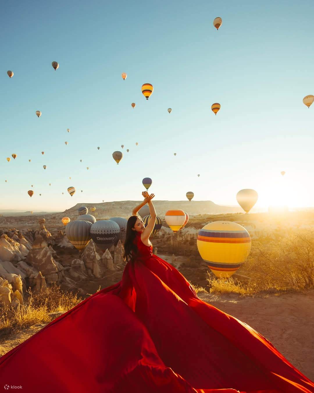Photoshooting Dengan Gaun Terbang di Cappadocia atau Classic Car Tour 