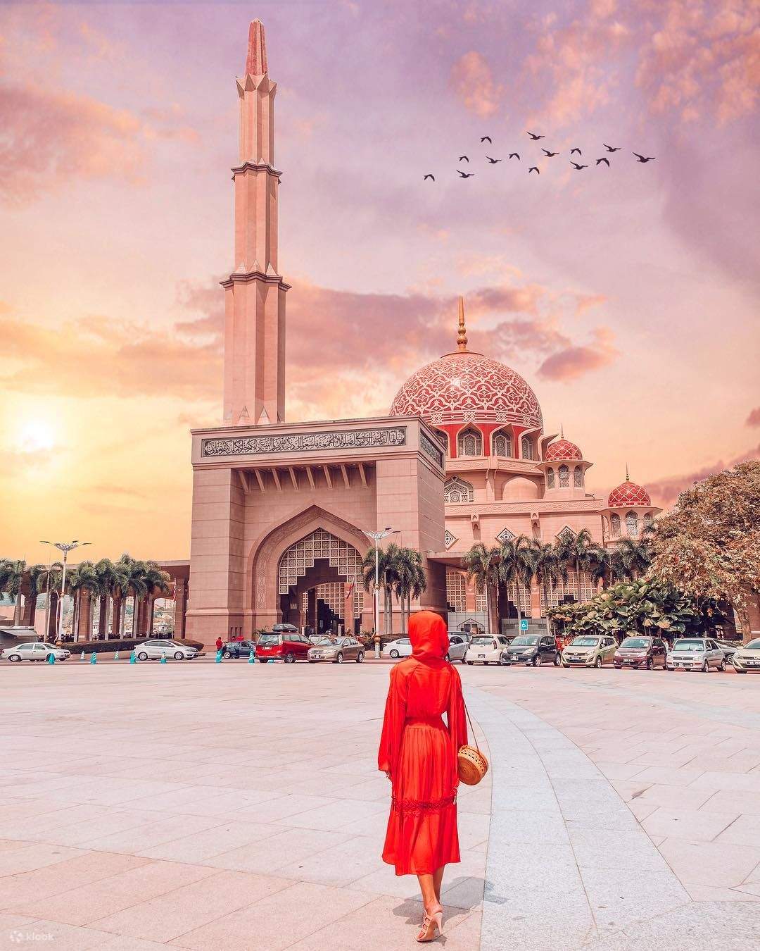Pink Mosque + Malacca Straits Mosque + Dutch Red House + Malacca River ...