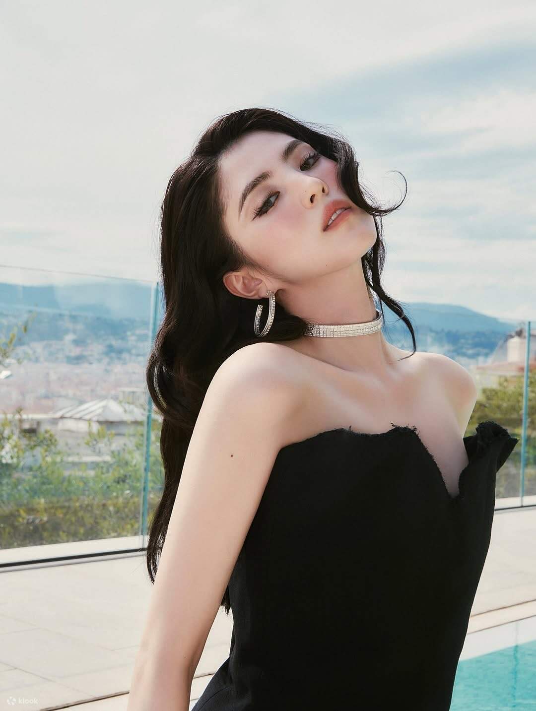 Star Hairstyling + Makeup