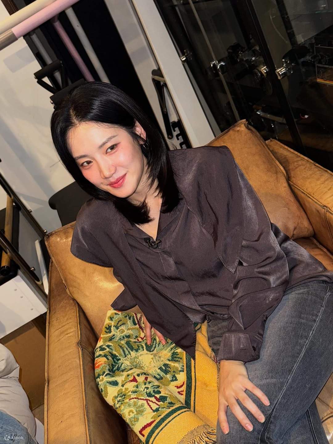 Star Cut + Penggayaan
- Lebih kurang 1 jam pengalaman
- Yuran analisis pendandan rambut K-beauty profesional
- Yuran mencuci rambut, menggunting rambut dan menggayakan rambut