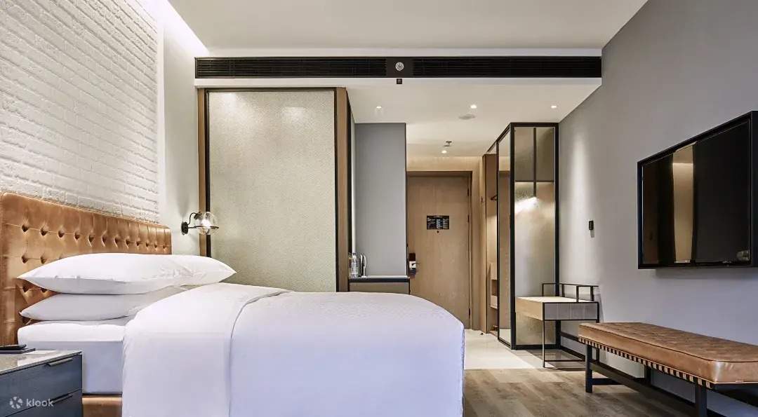 Four Points by Sheraton Qiandao Lake Package Klook India