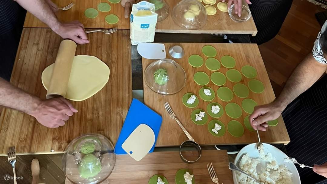 Corso di cucina di pasta e tiramisù a Palermo - Klook Italia