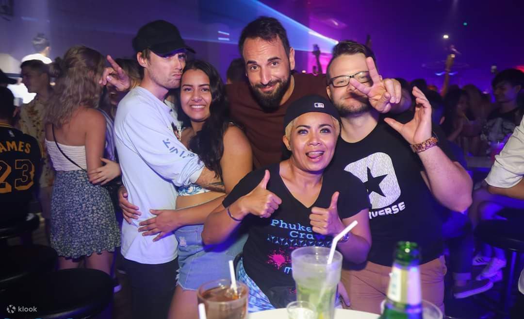 Divertimento con gli amici