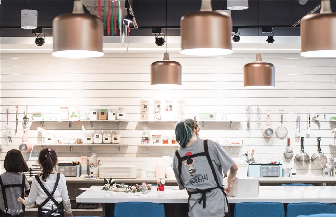 Taoyuan｜Atelier dei sogni Dipingi.Crea｜Laboratorio di acrilico, pittura fluida e pasticceria fai-da-te｜Prenotazione telefonica necessaria