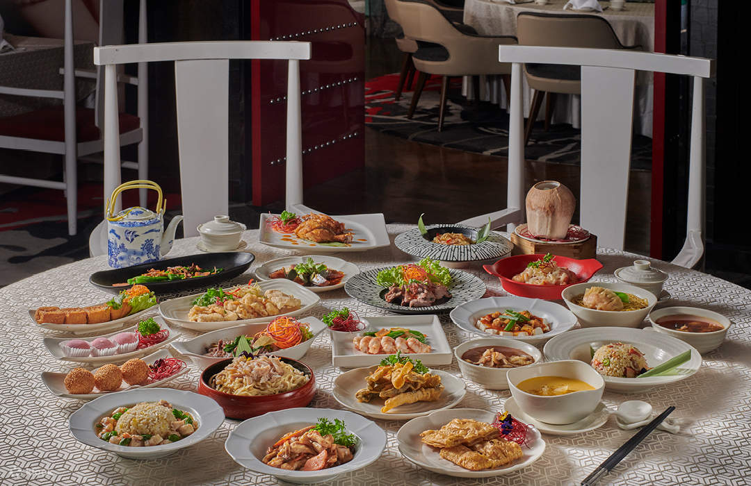 Hotel Dining at Red Chinese Restaurant, Pullman KLCC Hotel & Residences