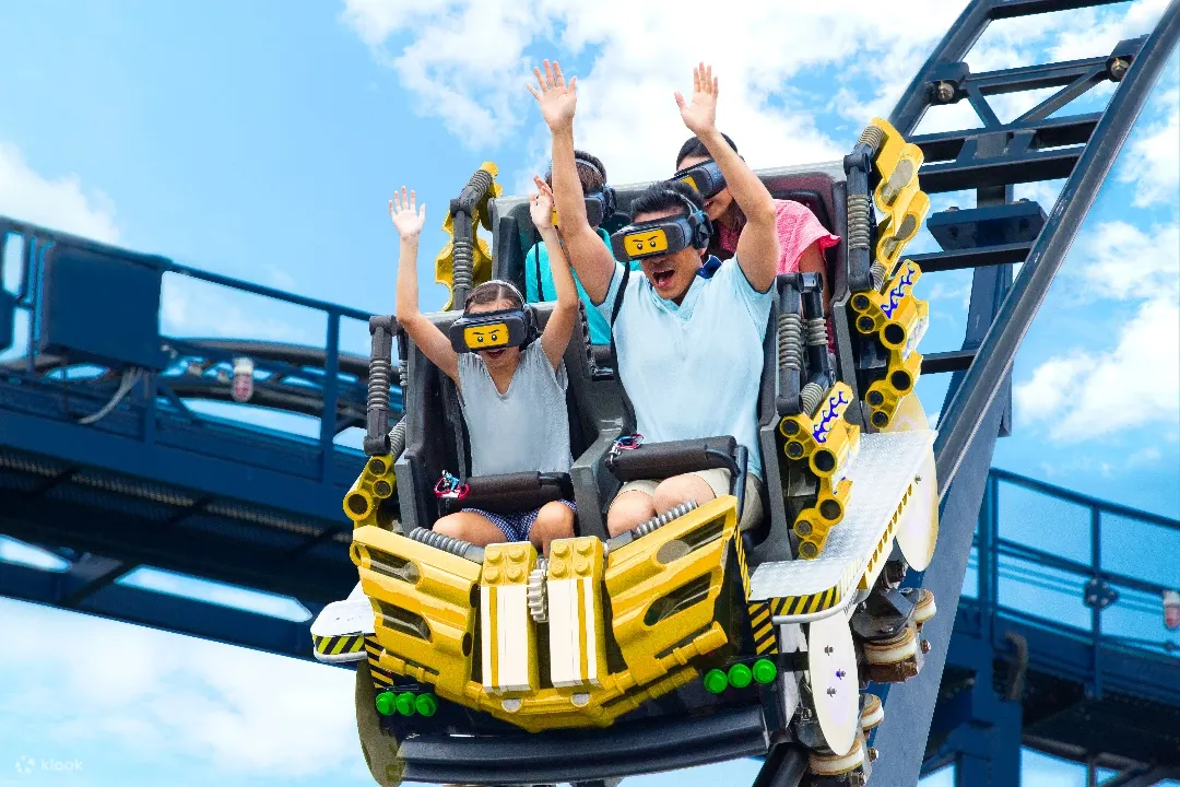 The Great LEGO Race VR Coaster