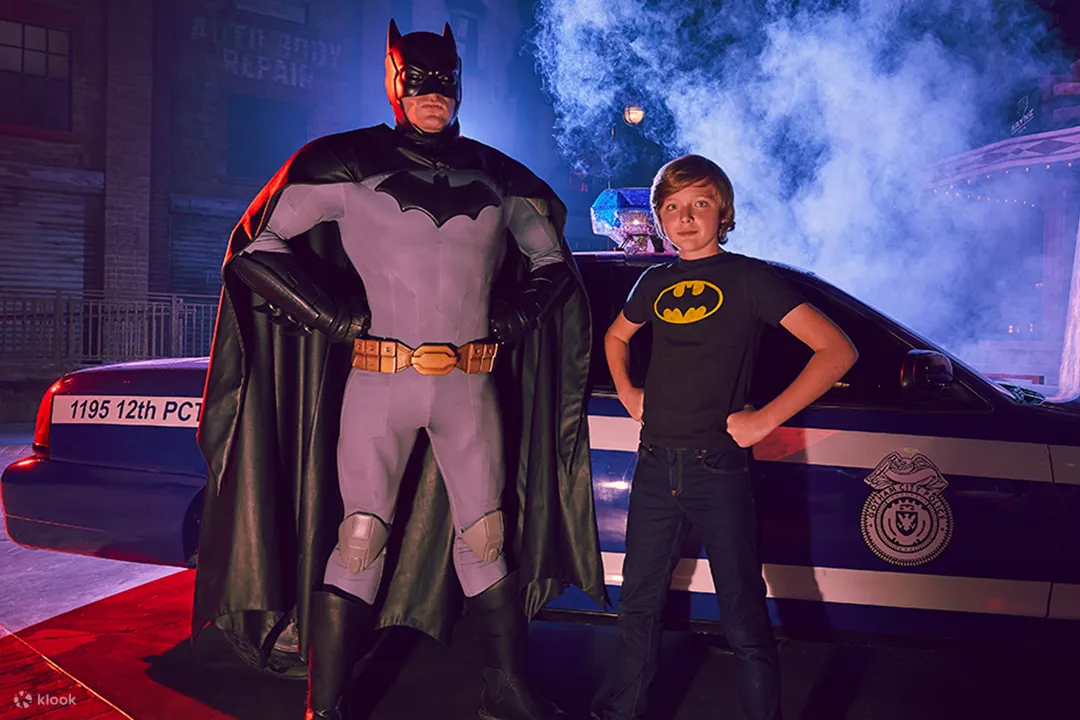 阿布扎比华纳兄弟世界的哥谭镇和大都会 (gotham and metropolis at warner bros world in abu dhabi)