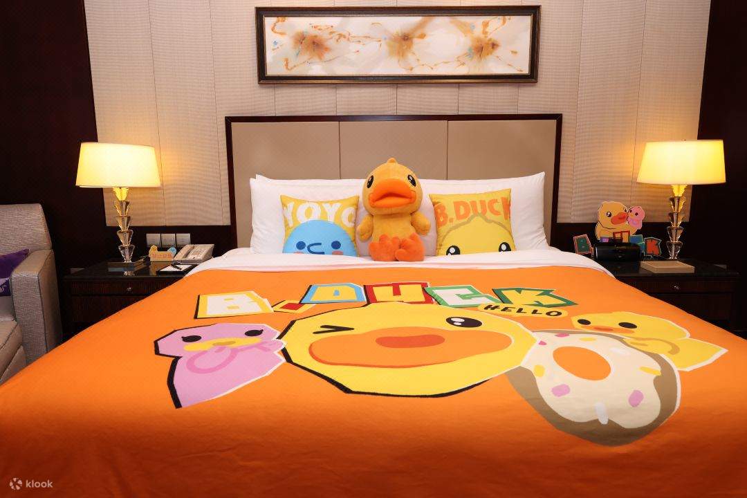 클래식 러버덕 패밀리 스위트