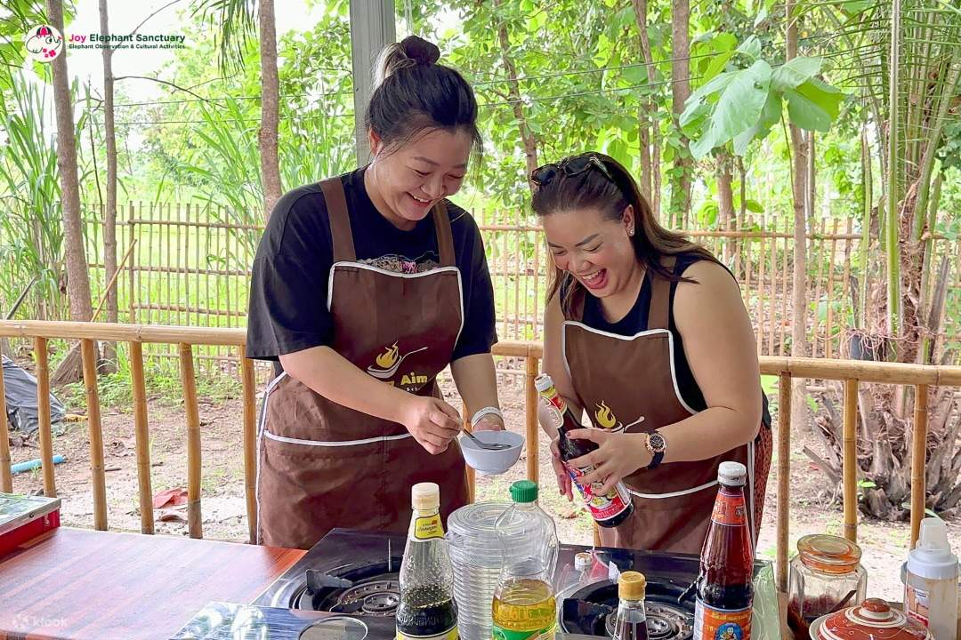 Sertai kelas masakan Thai bersama guru berpengalaman selama 10 tahun