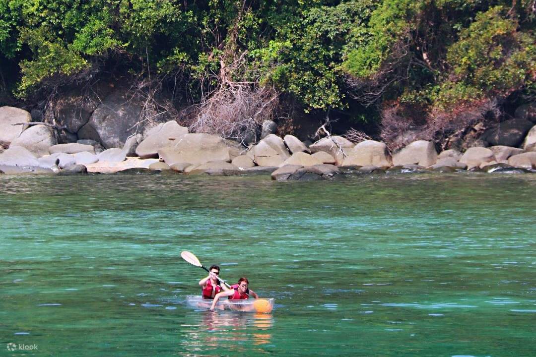 pelayaran sehari dengan sukan air kembung 