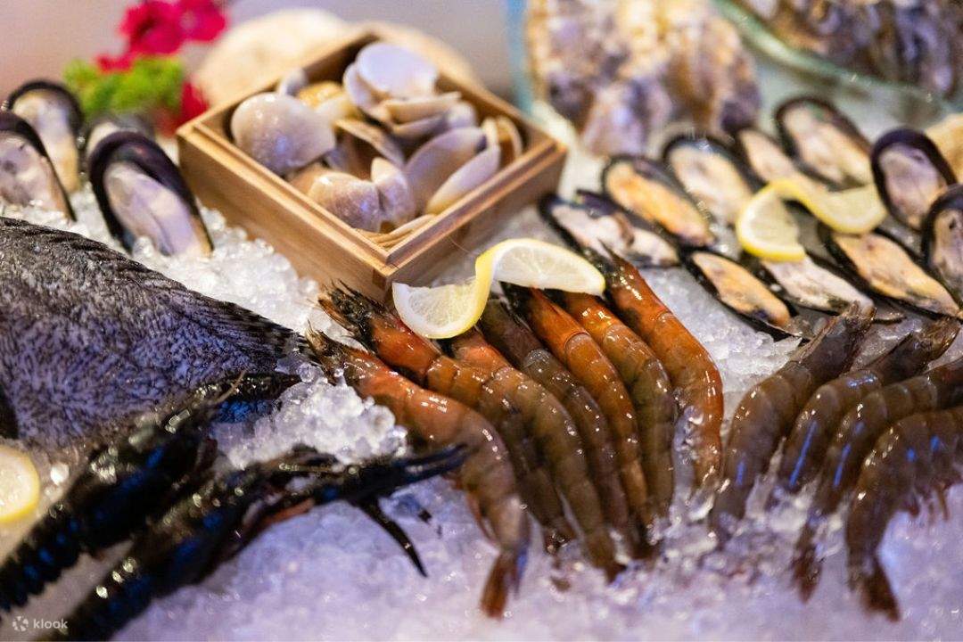 Seafood at Four Points