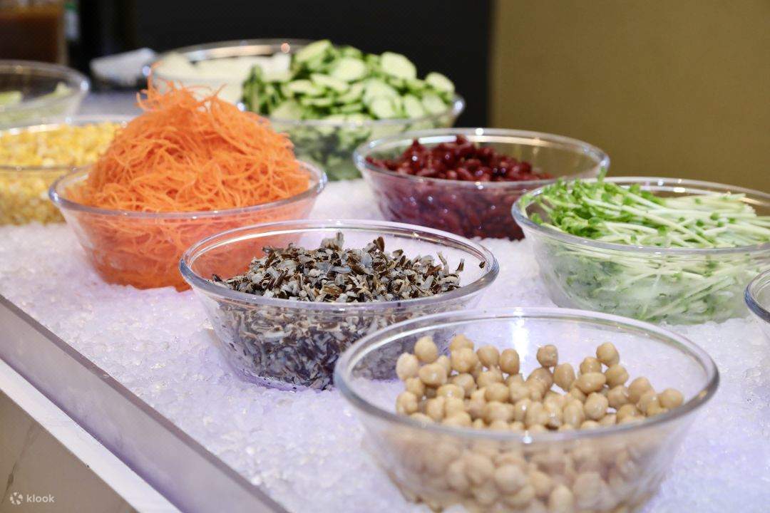 館内にはカフェもあるので、疲れたらひと休みして。