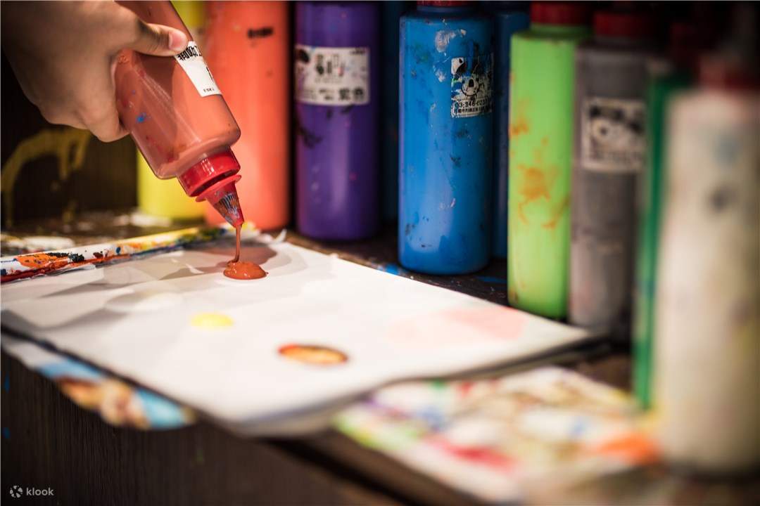 Taoyuan｜Atelier dei sogni Dipingi.Crea｜Laboratorio di acrilico, pittura fluida e pasticceria fai-da-te｜Prenotazione telefonica necessaria