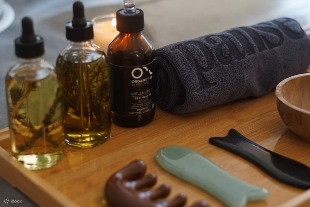 쿠알라룸푸르 포즈 헤드 스파에서 편안한 헤드 스파를 경험해보세요.