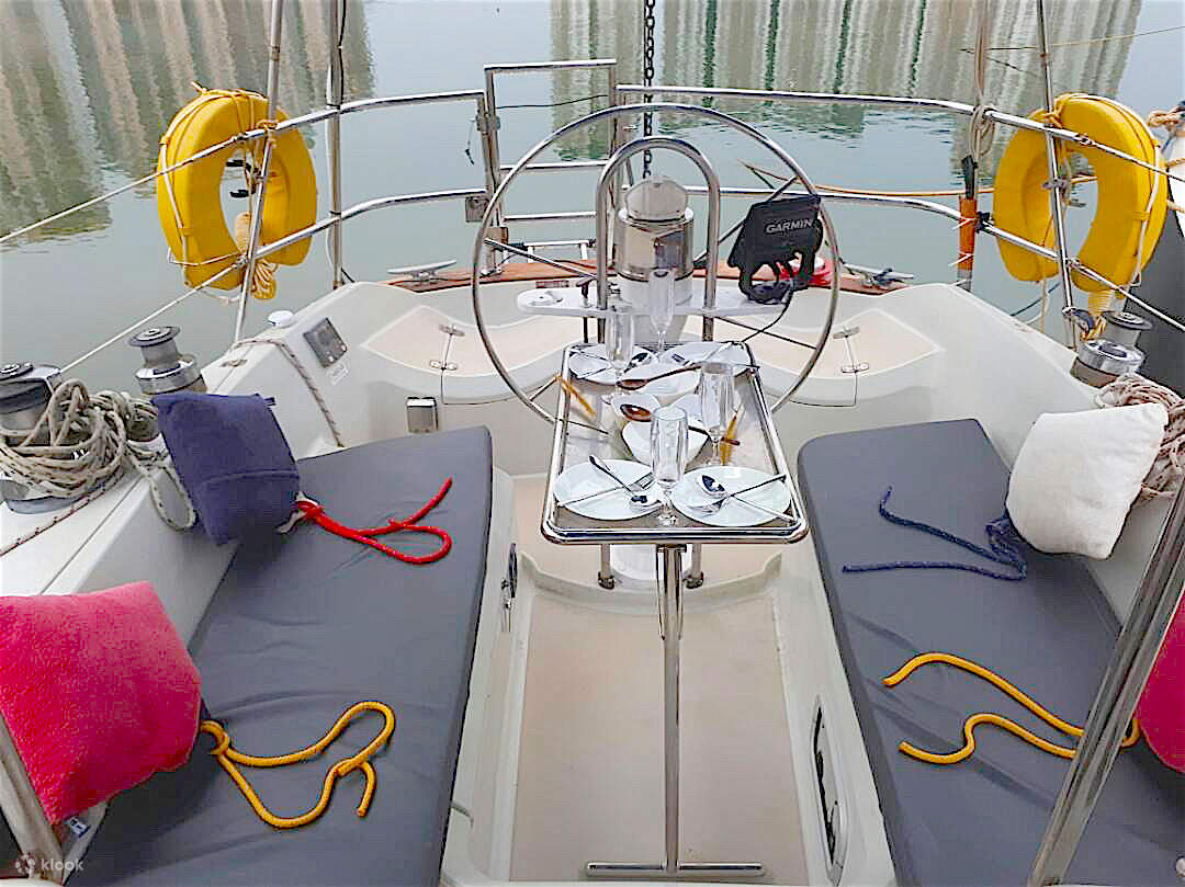 Deck des Kreuzfahrtschiffs