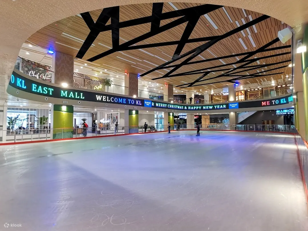 blue ice skating kl 东购物中心