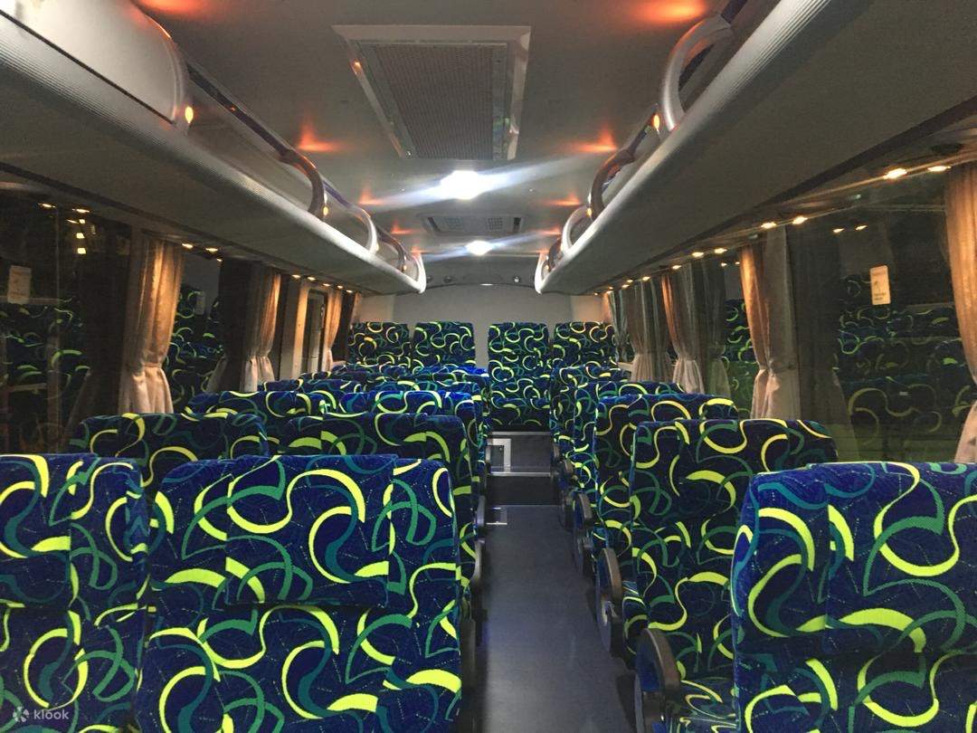 Innenansicht des Unititi-Busses