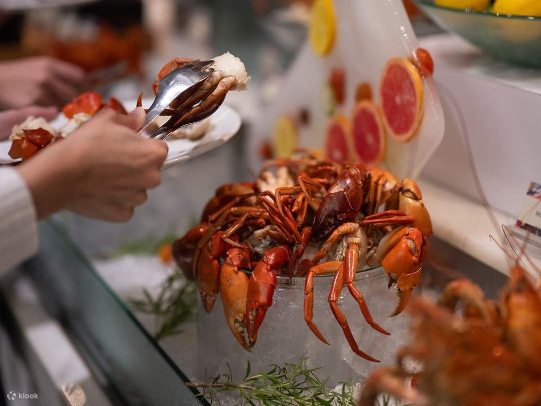 Evolution at Renaissance Kuala Lumpur Hotel & Convention Centre