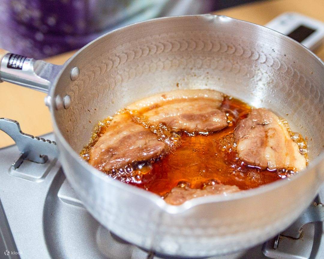 Buat topping anda sendiri untuk pelbagai jenis Ramen