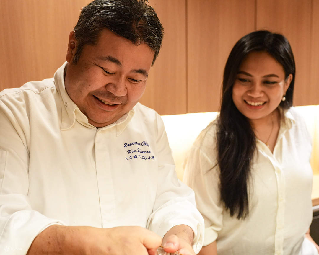 คลาสเรียนทำเทมปุระและอาหารกลางวันโอมากาเสะกับเชฟชื่อดังใน โตเกียว