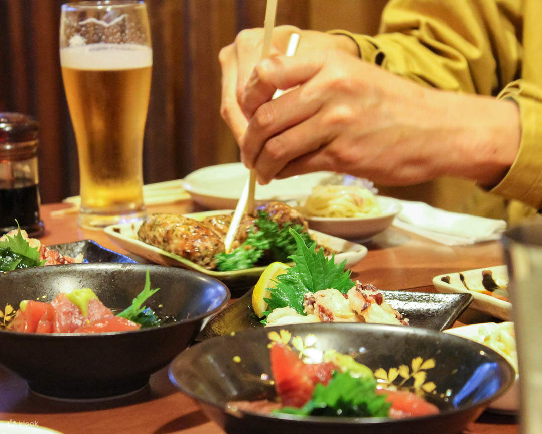 美味的日本料理搭配啤酒