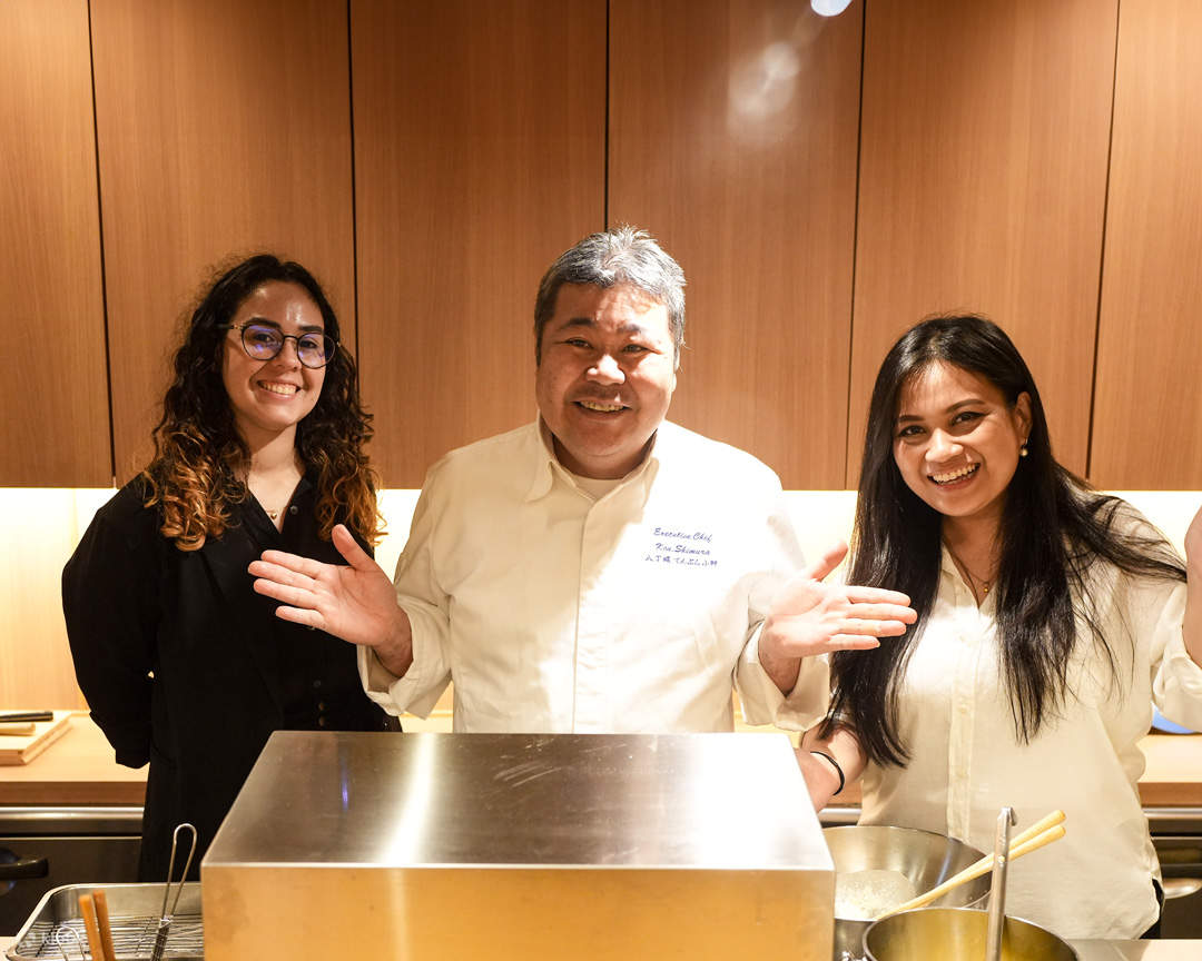 คลาสเรียนทำเทมปุระและอาหารกลางวันโอมากาเสะกับเชฟชื่อดังใน โตเกียว