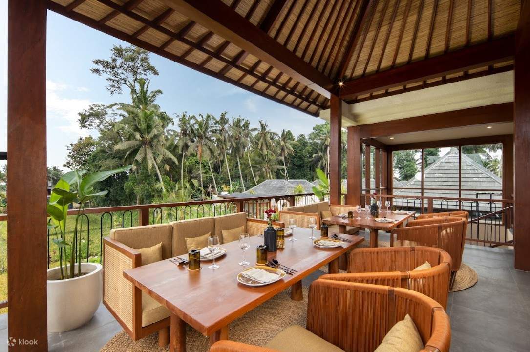 Flairs ウブド by Wonderspaceお食事券