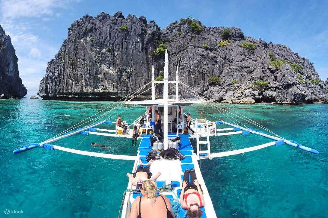 Experiencia de repaso de buceo de día completo en Palawan