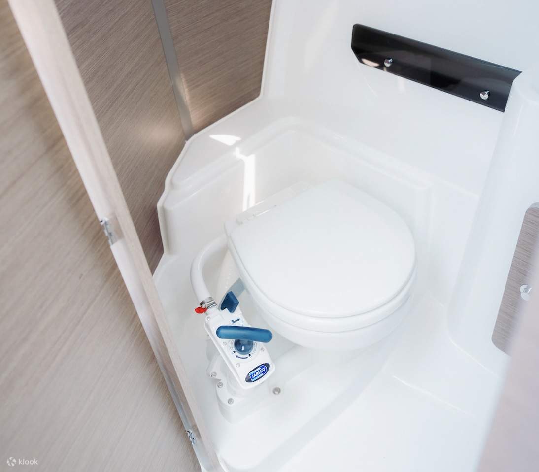 코모도 스피드보트 일일 투어 (라부안 바조 출발)