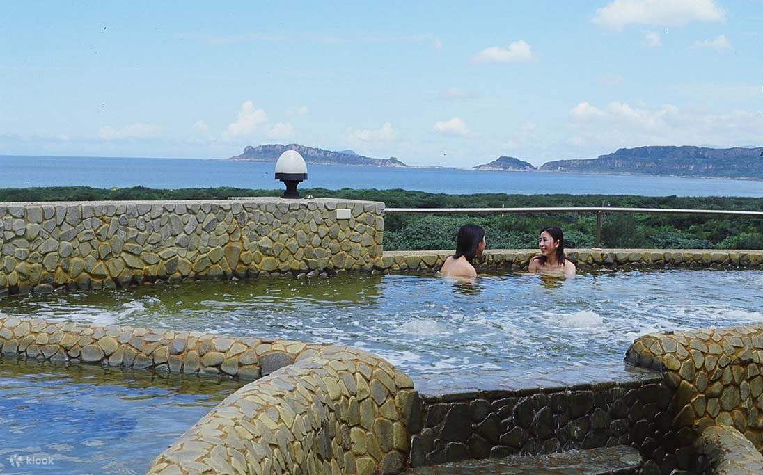 จินซานและว่านหลี่ นิวไทเป โรงแรม The Governor's Hot Spring - Jinshan Wanli สาขาOld Gold Mountain วิวทะเล