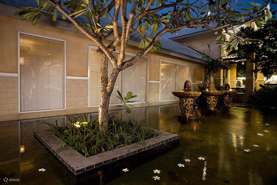 lets relax spa pattaya