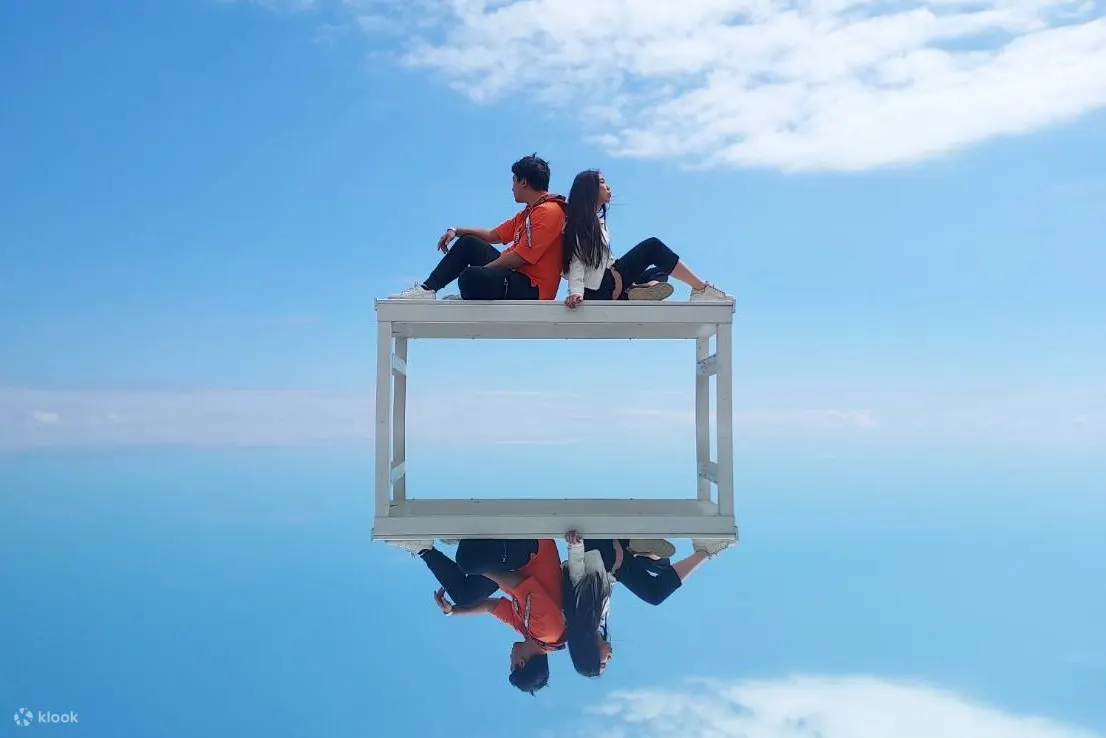 天空之镜