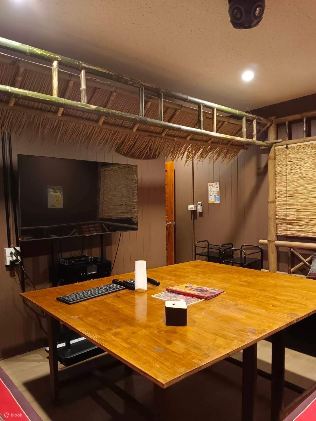 Era-Izaan Surawong Authentic Isaan Cuisine