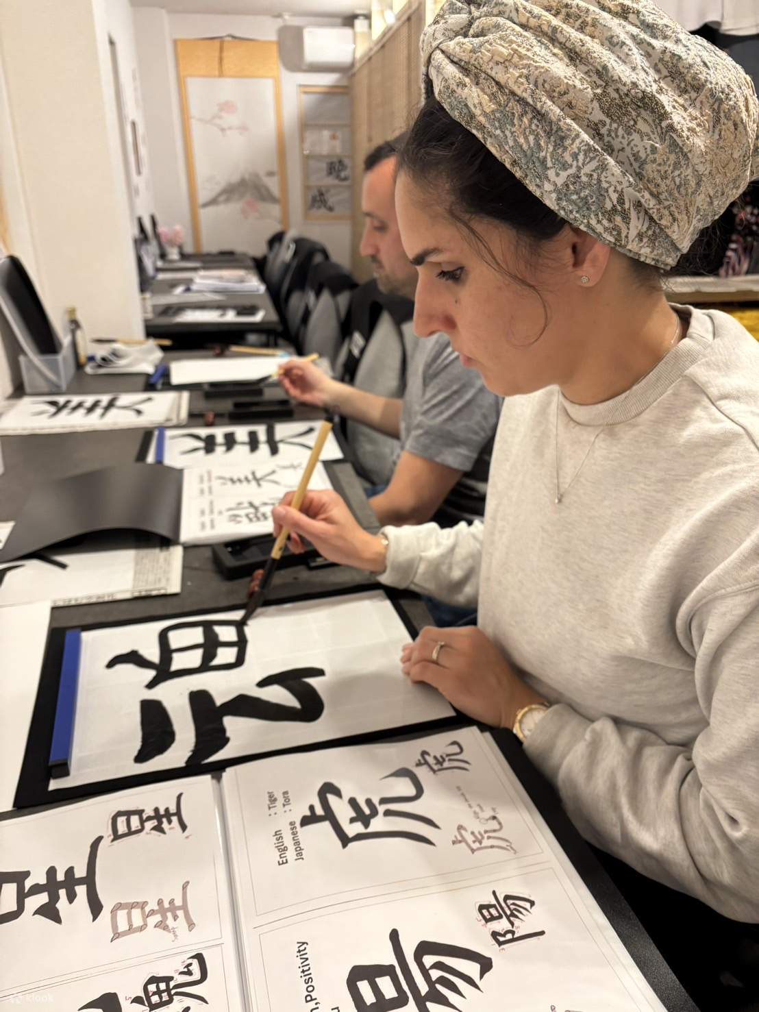Japanese Calligraphy and make your original T-shirt - Klook United States