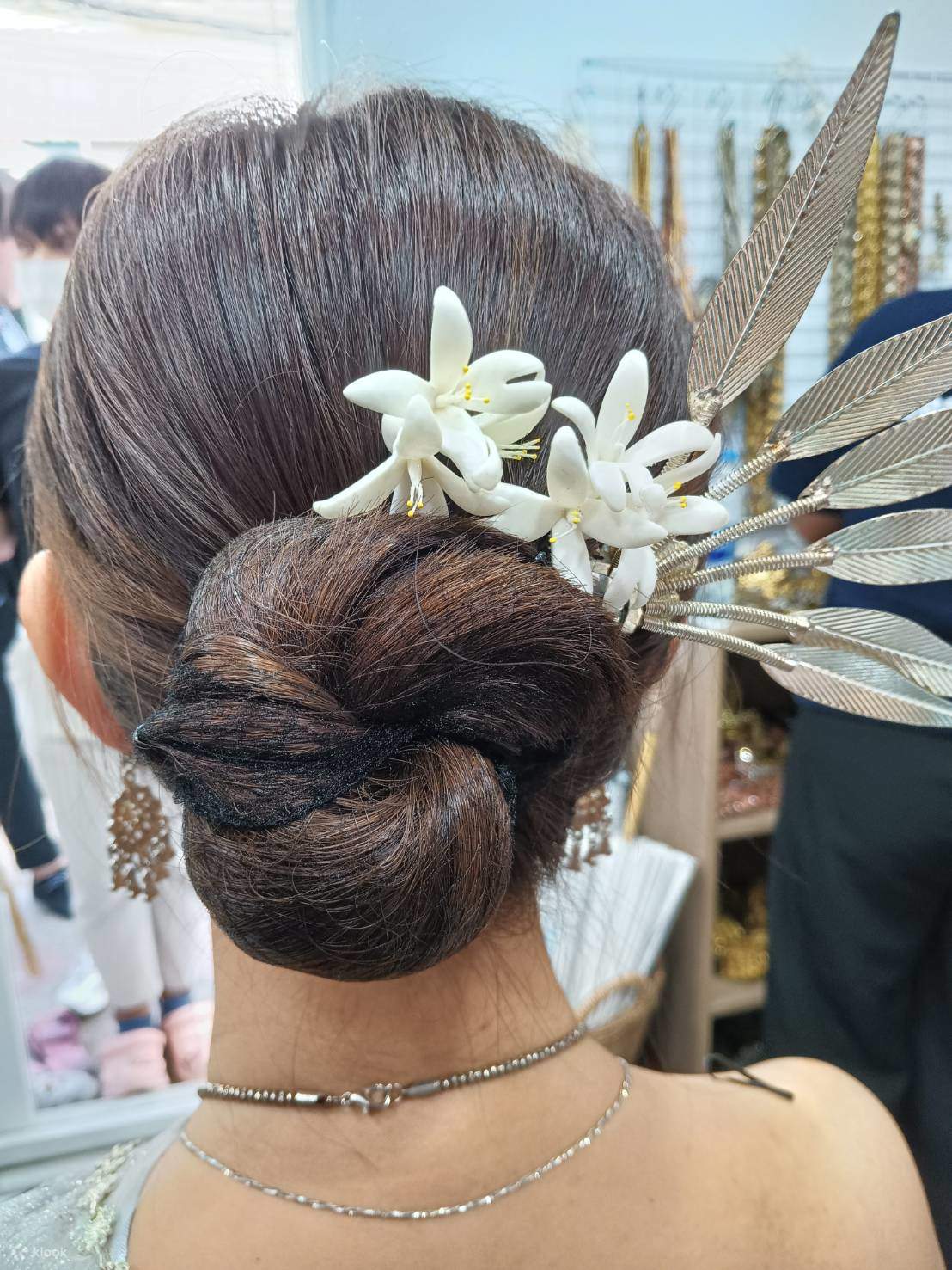 Absolute Thai: Noleggio di costumi tradizionali thailandesi a Bangkok