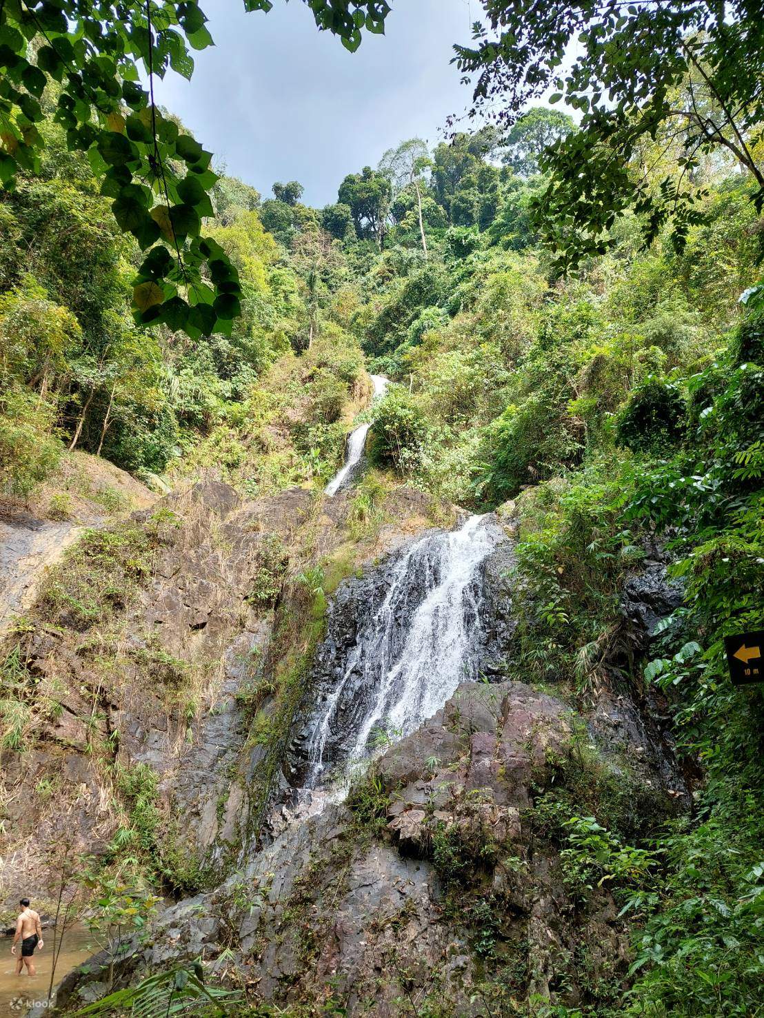 Lawatan Separuh Hari ke Krabi Elephant Care House & Berenang di Air Terjun Huay To
