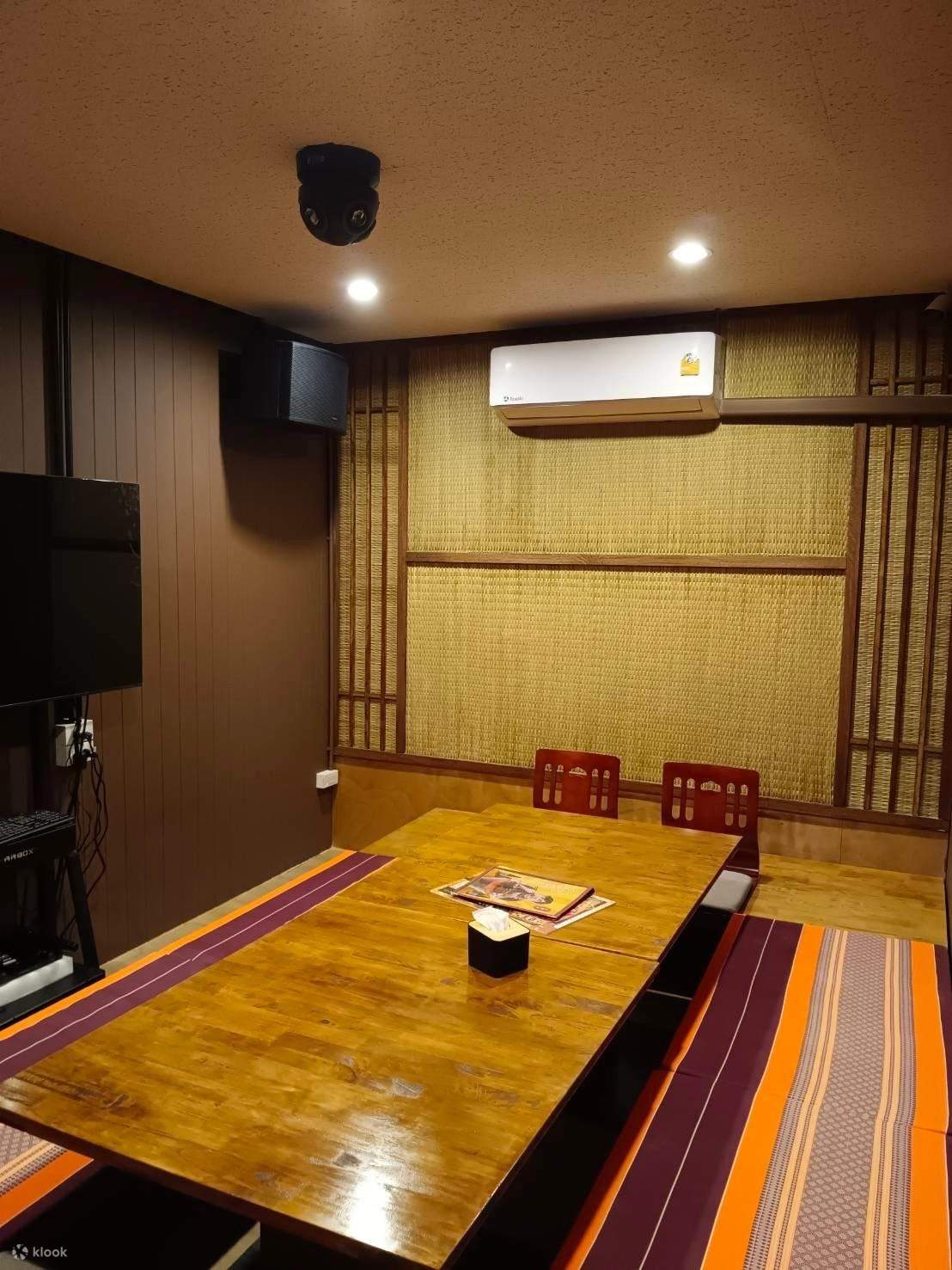 Era-Izaan Surawong Masakan Isaan Asli