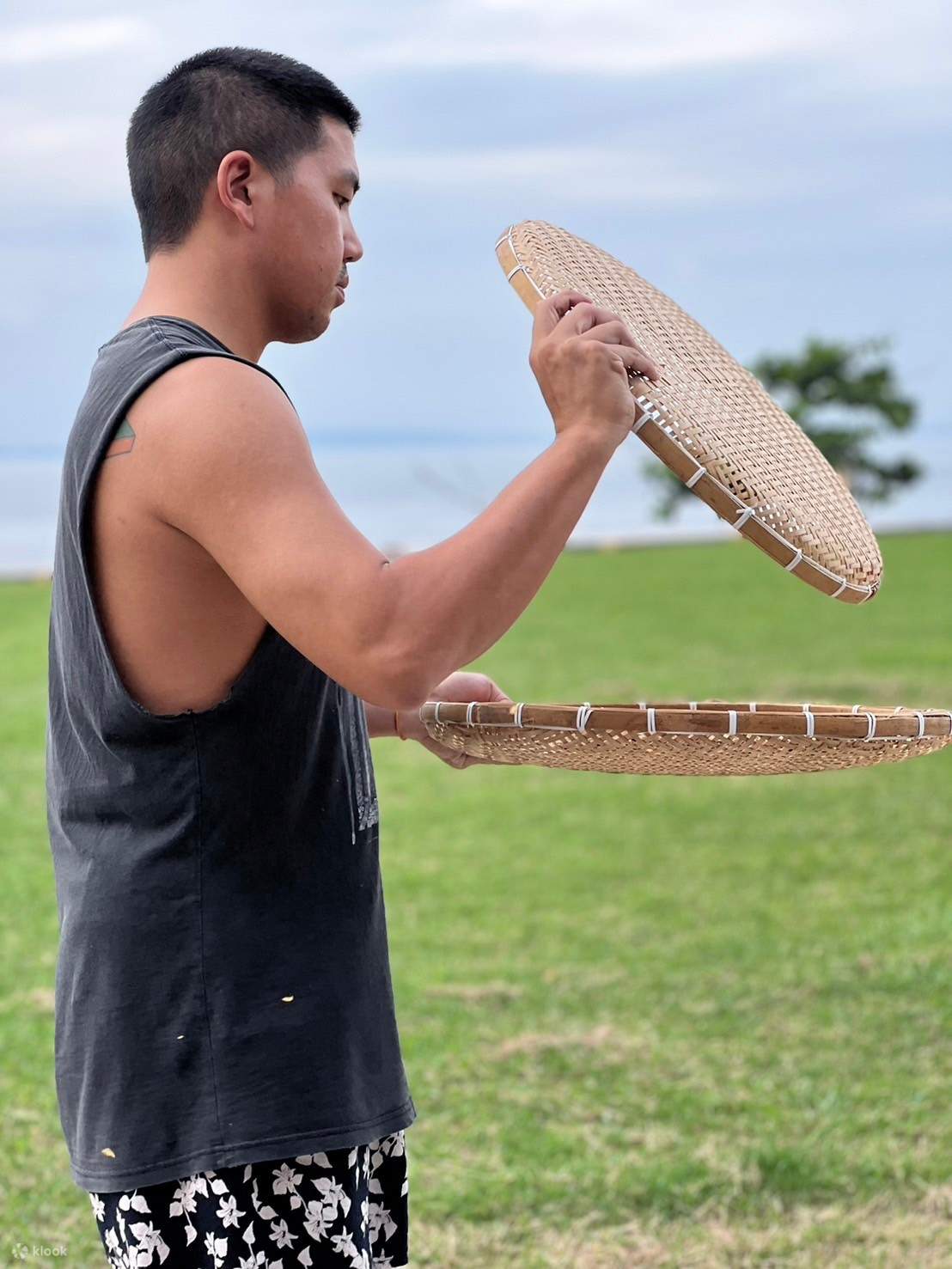 Pemanggangan Kopi Xiao Liuqiu | Sangrai Biji Kopi dengan Panci Tanah Liat | Biji Kopi Sangrai Manual | Kopi Barat