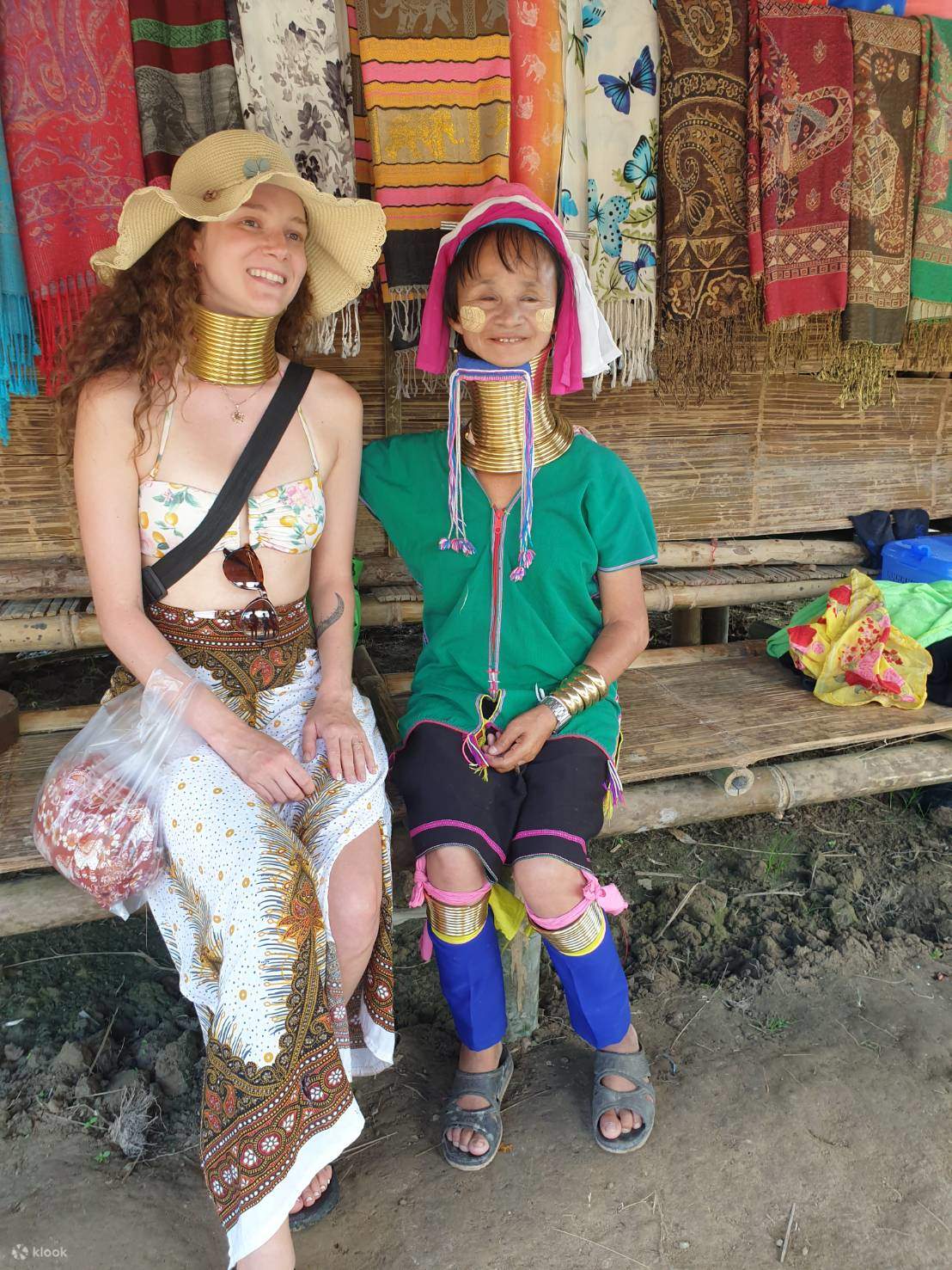 Desa Karen leher panjang