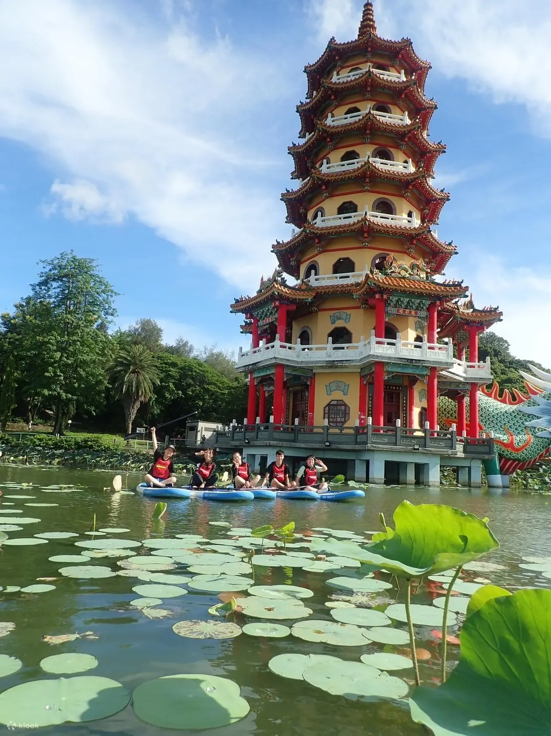 莲池潭SUP环湖体验