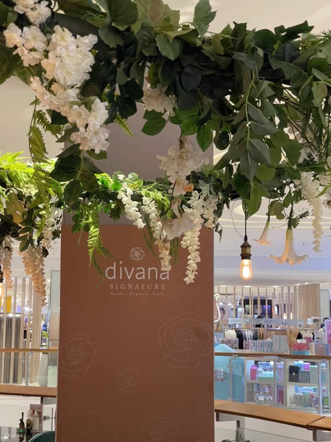 Divana Signature Cafe at CentralWorld