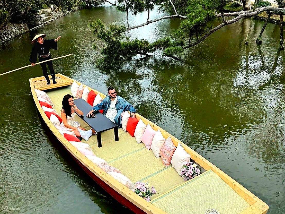 It's very exciting to pass under the bridge.