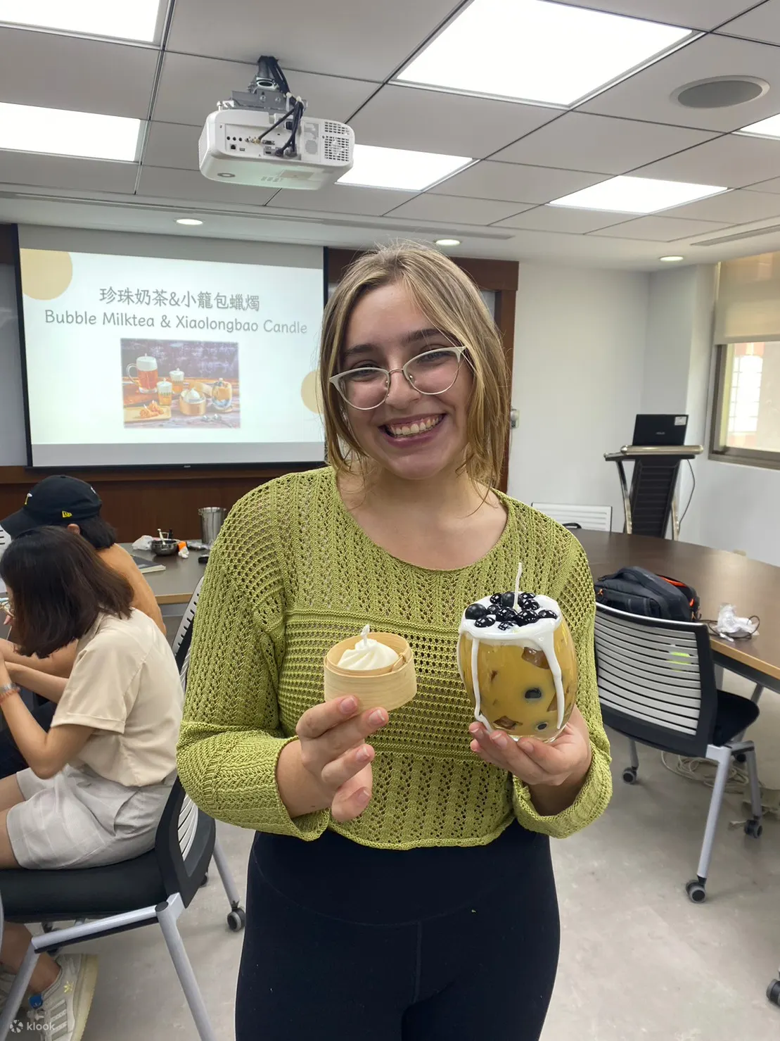 台北: 蜡烛手作 - 珍珠奶茶&小笼包