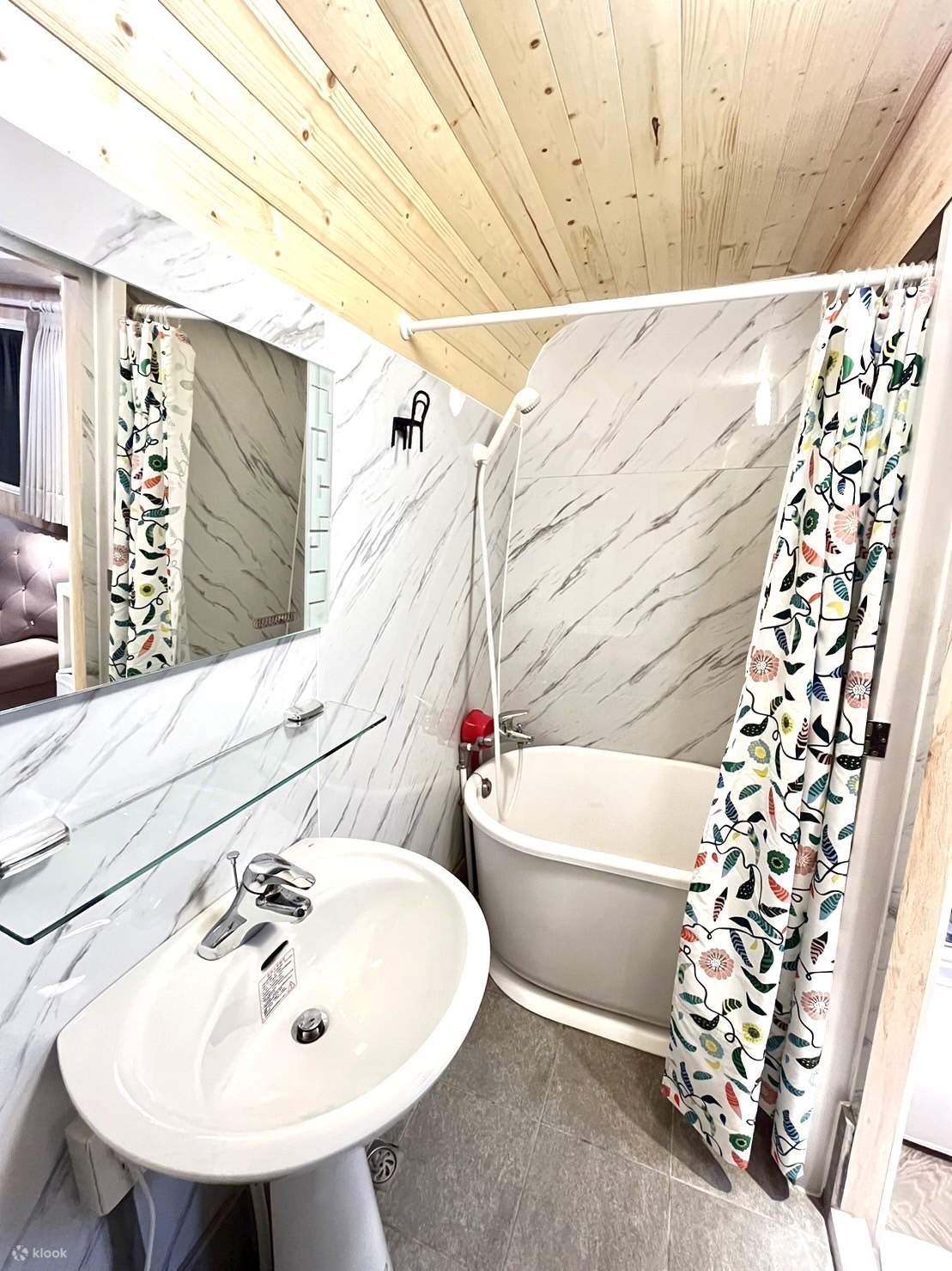 Aktiviti Malam di Puisi Taman Resort