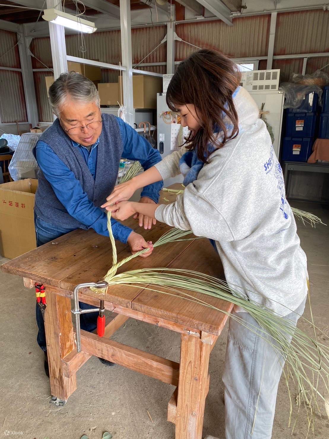 Herbal Shimenawa Crafting Workshop at Kumamoto Herb Garden