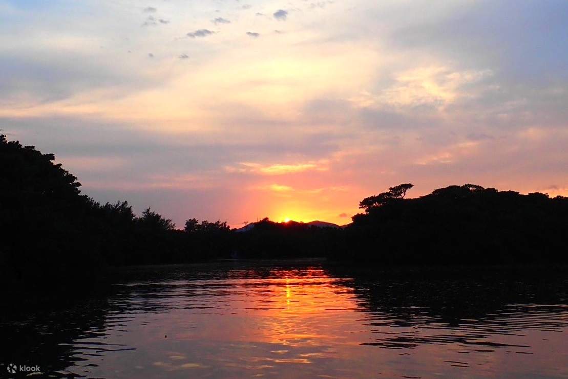 [Pulau Ishigaki/Sore] Pilihan Tur SUP/Kano Matahari Terbenam ★Matahari Terbenam Terbaik★ Pemesanan di Hari yang Sama OK