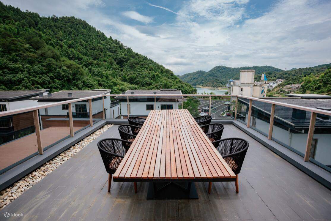 Four Points by Sheraton Qiandao Lake Package Klook India