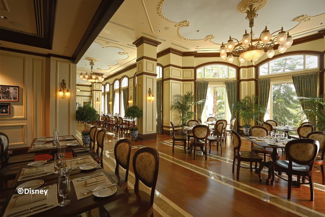  華特餐廳 - 以維多利亞時代為主題的雅緻餐廳讓你享用各款環球美食