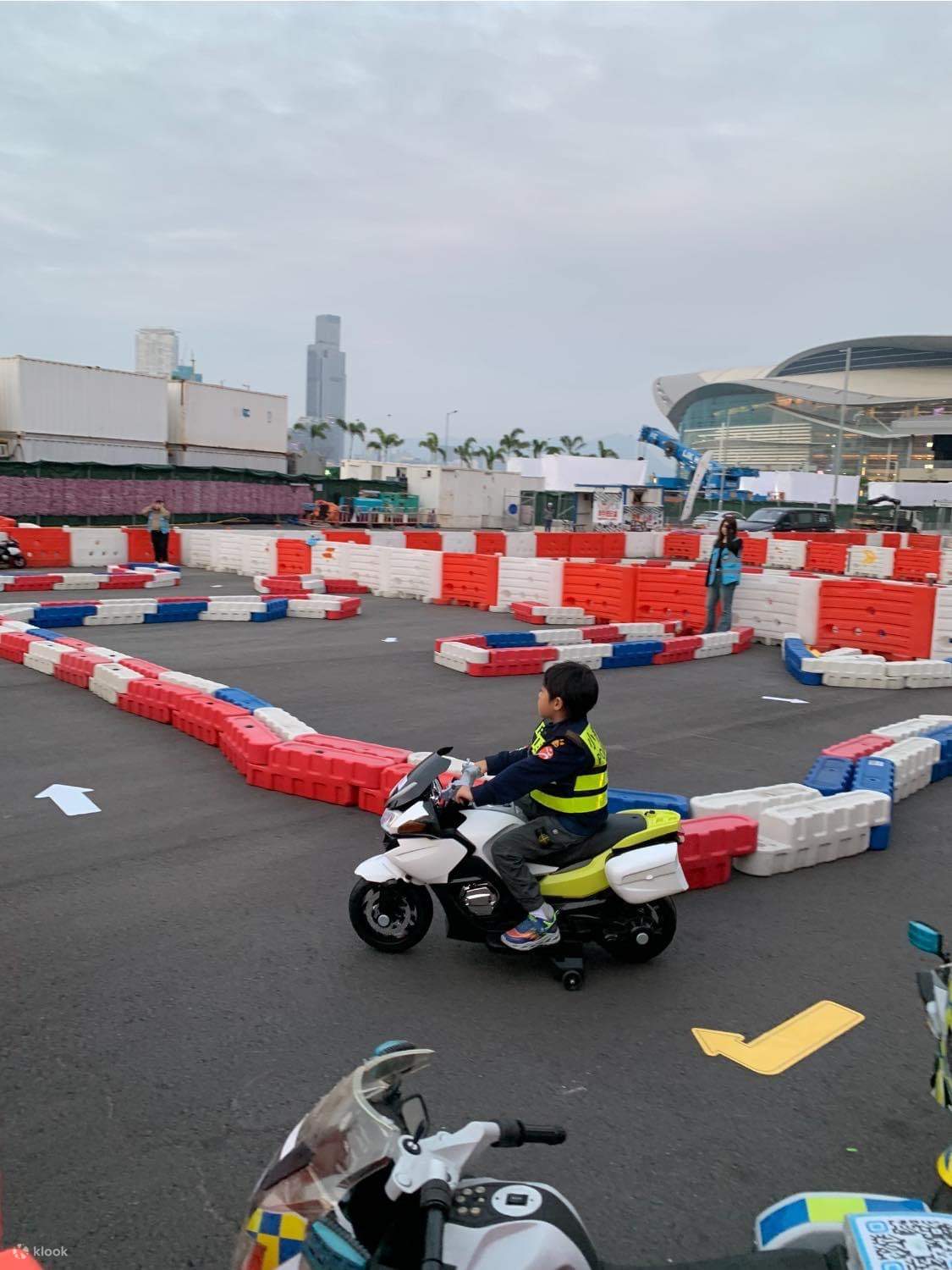 Lung King No. 8 Wan Chai Children Ride | Family-friendly Activities at ...